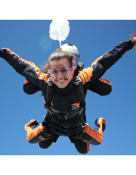 Tandem parachute Jump from 4200 meters + video & photos