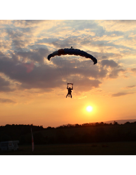 TANDEM JUMP FROM AN ALTITUDE OF 6000 METERS + VIDEO & PHOTOS